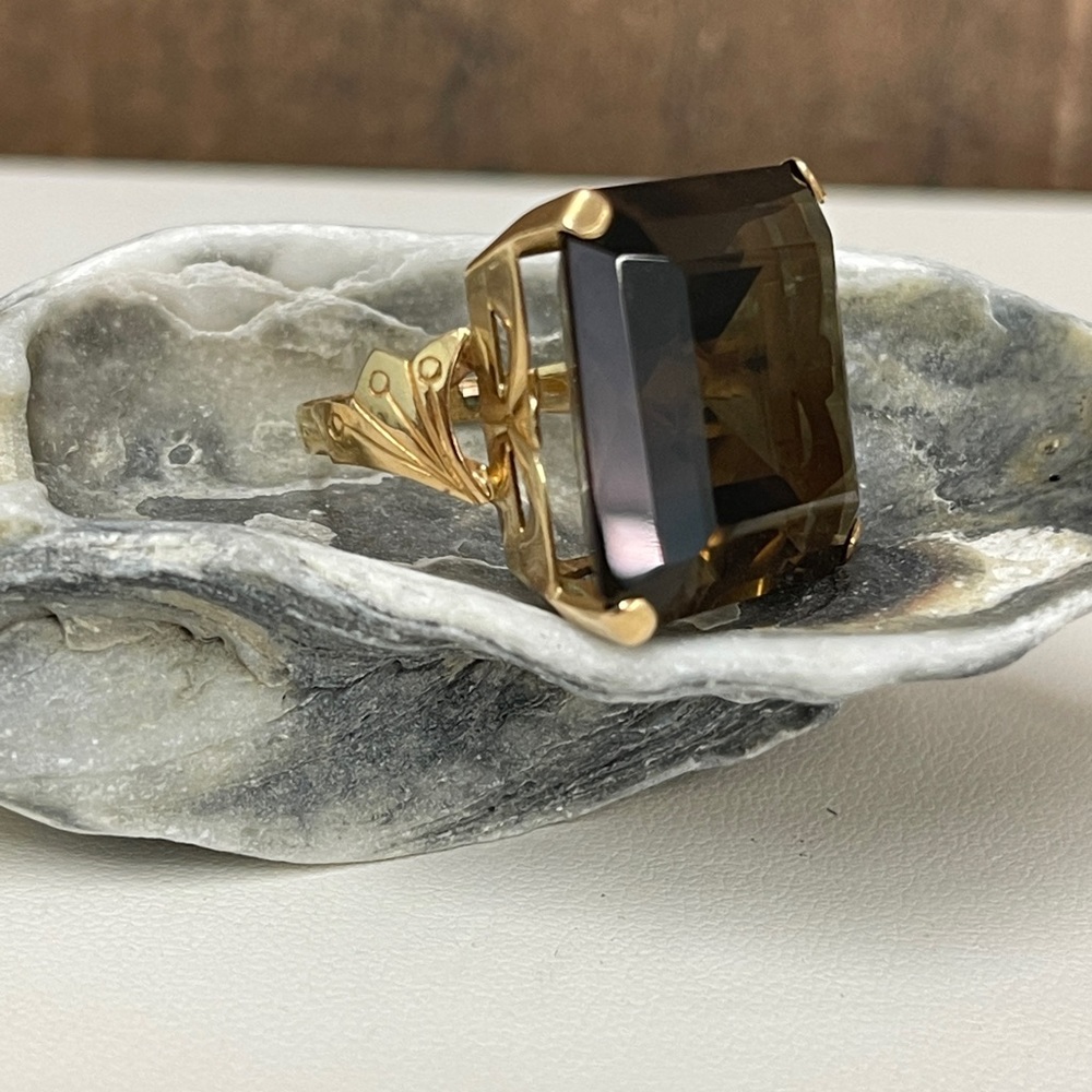 18k Gold Smoky Topaz Ring
